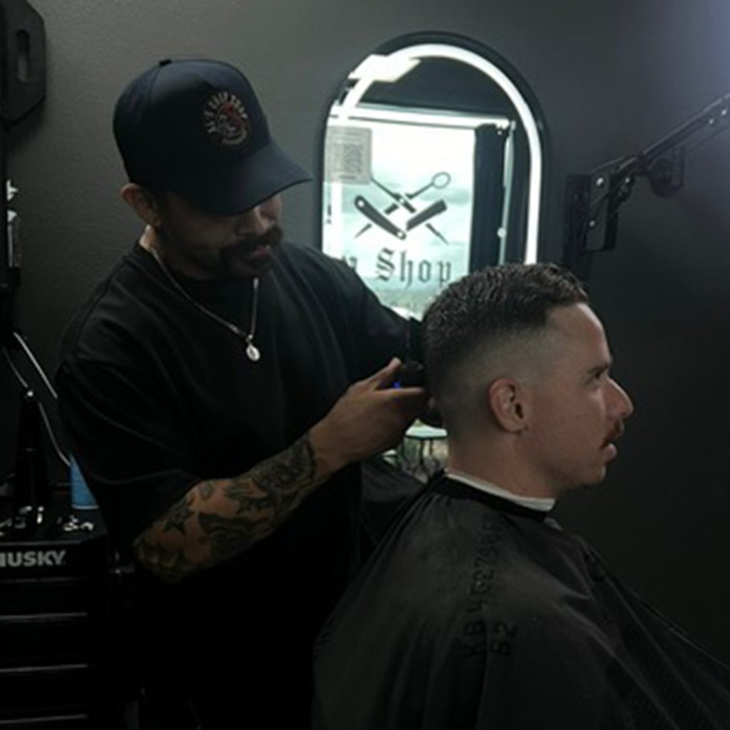 Allan give a skin fade barber cut.